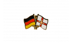 Pin's épinglette de l'amitié Allemagne - Royaume-Uni Guernsey - 22 mm